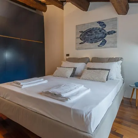 Piazza Trento Trieste Il Listone Exclusive Apt Ferrara Exterior photo